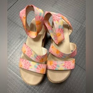 CUPCAKE COUTURE PINK AND ORANGE WEDGE SANDALS SHOES SIZE 2M
